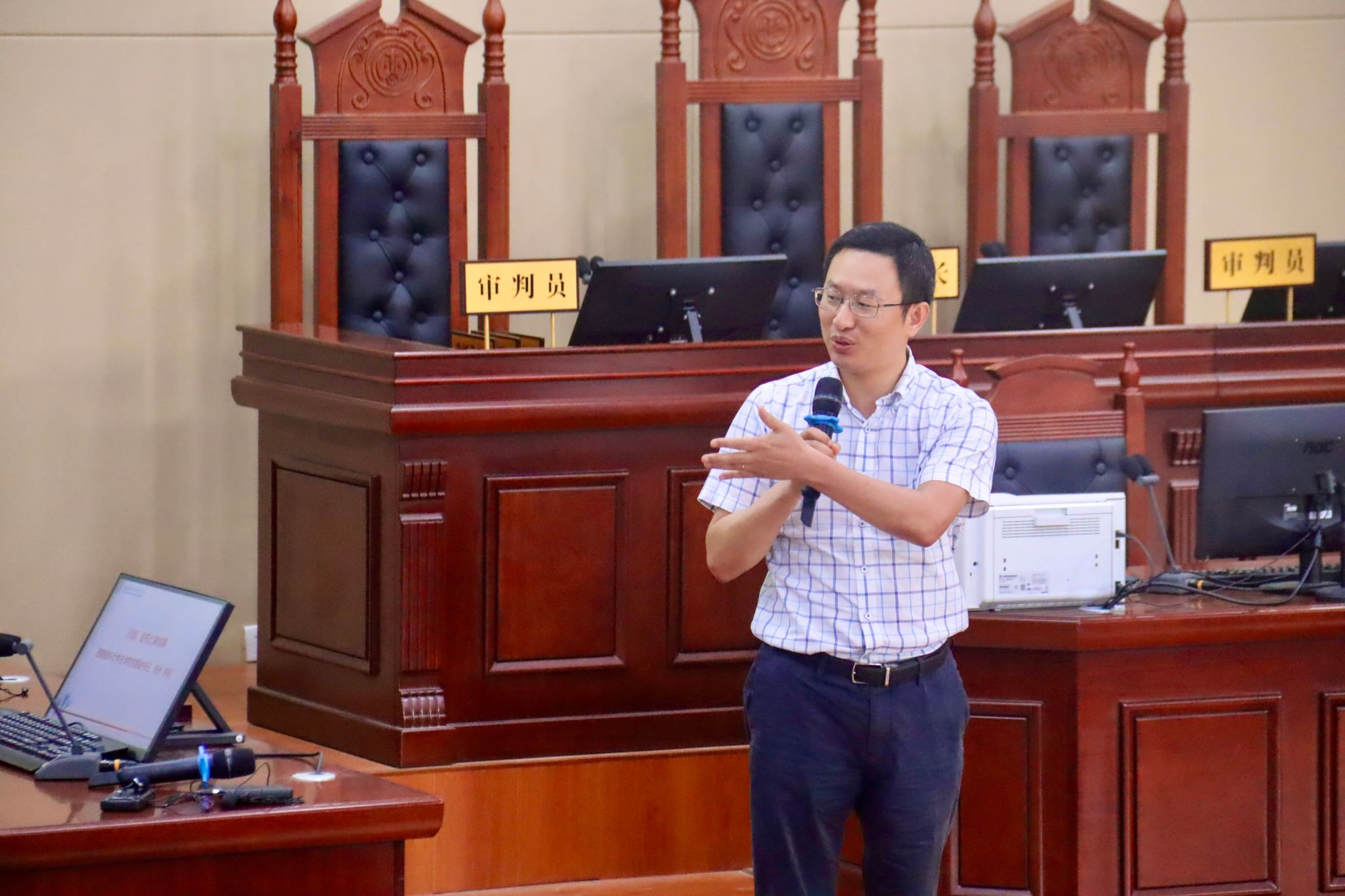 C22434432DE90A5CB8C3F7518D4_7A957D26_465AB.jpg C22434432DE90A5CB8C3F7518D4_7A957D26_465AB.jpg