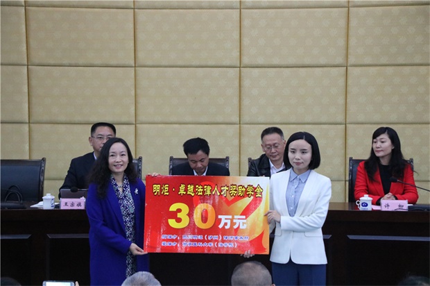 B964F0BEEE14E04106B5A914017_5418E9EF_15C08.jpg B964F0BEEE14E04106B5A914017_5418E9EF_15C08.jpg