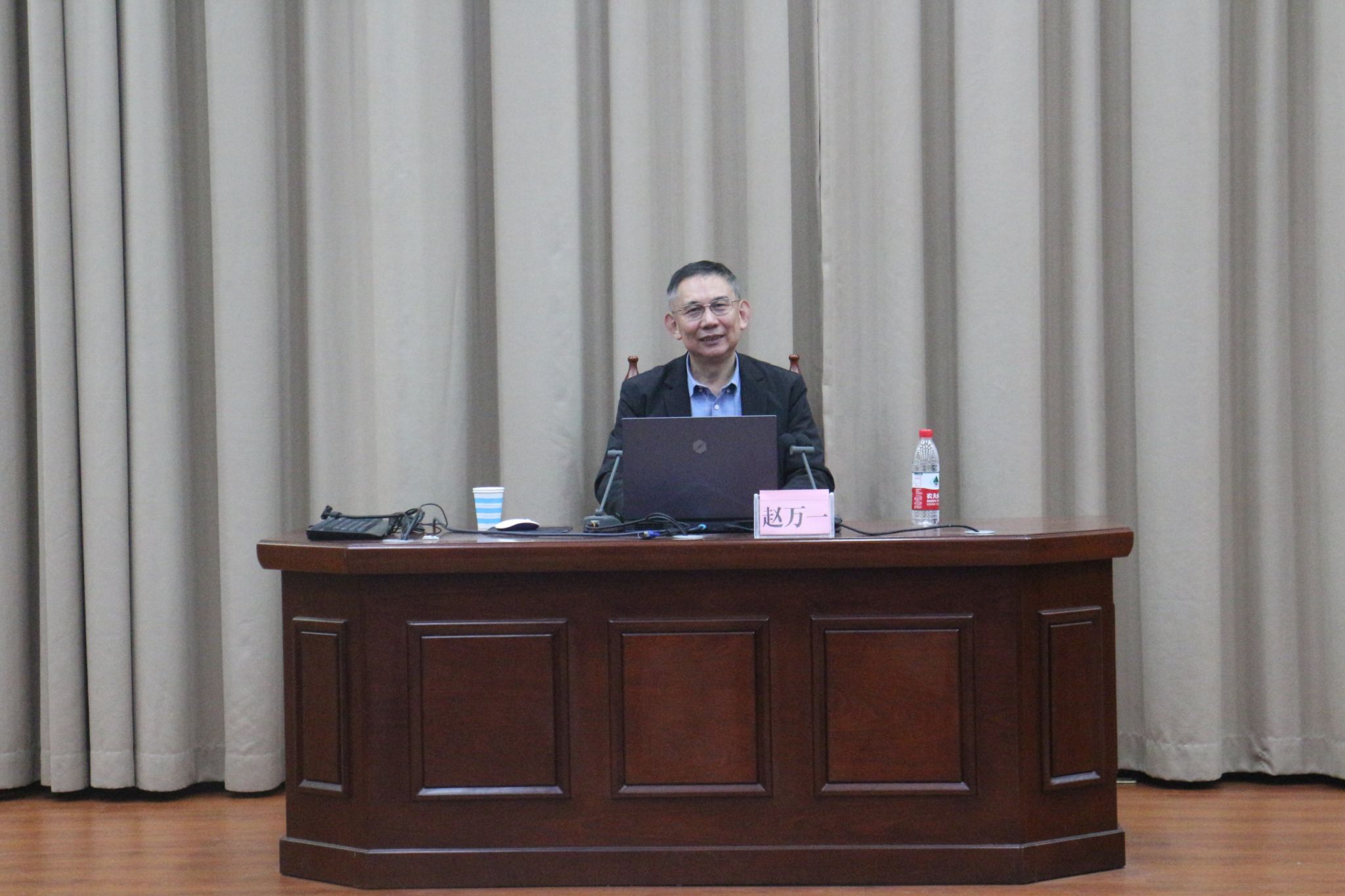 95E3BA1079B9382F920C05C4685_1CF8E5C3_4175D.jpg 95E3BA1079B9382F920C05C4685_1CF8E5C3_4175D.jpg