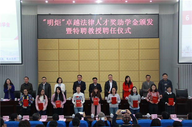 B76C70024D8E2174ABC2C907EAE_0B2F7A03_18FB0.jpg B76C70024D8E2174ABC2C907EAE_0B2F7A03_18FB0.jpg