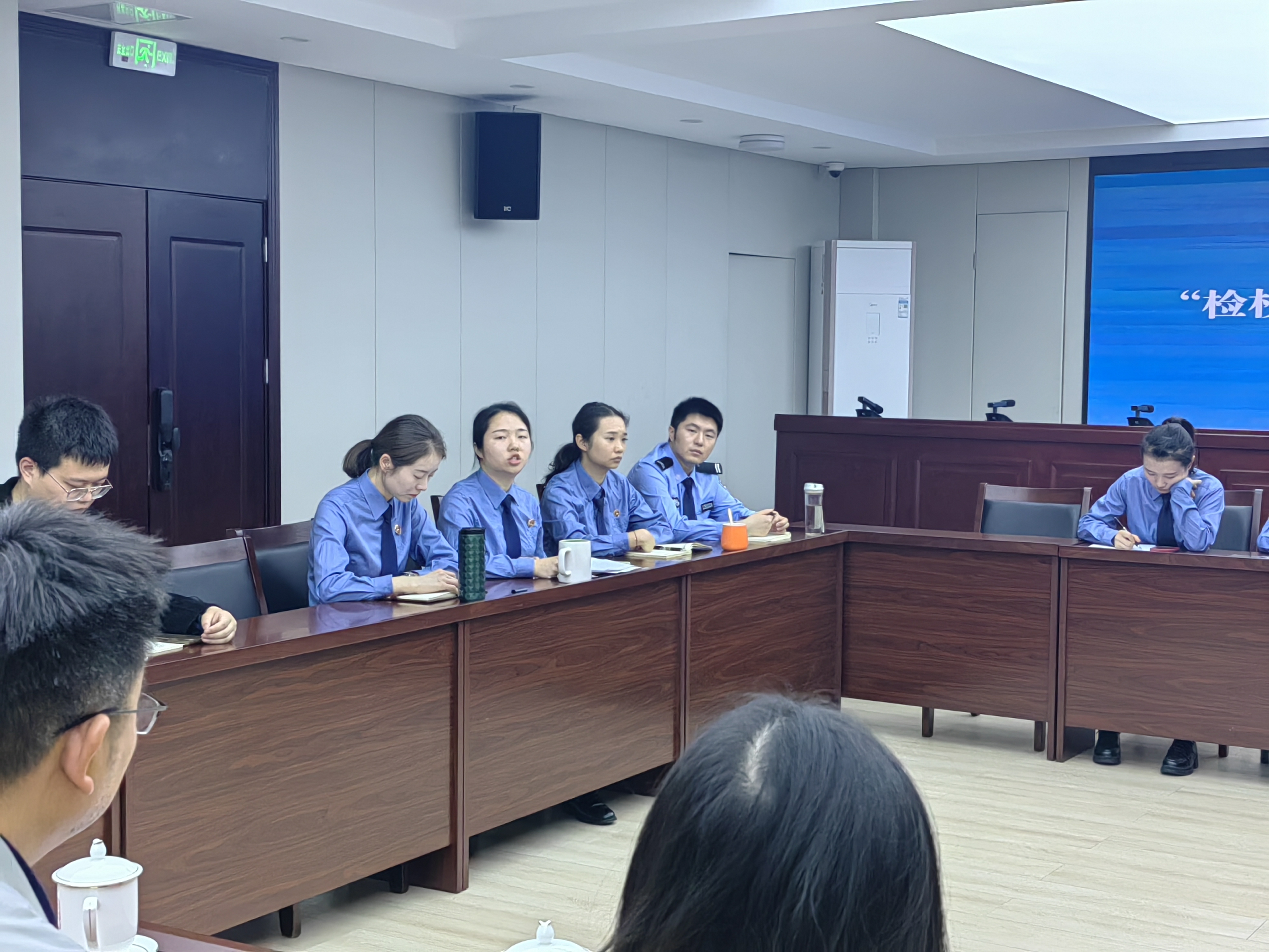 图2 青年检察官分享心得.jpg 图2 青年检察官分享心得.jpg