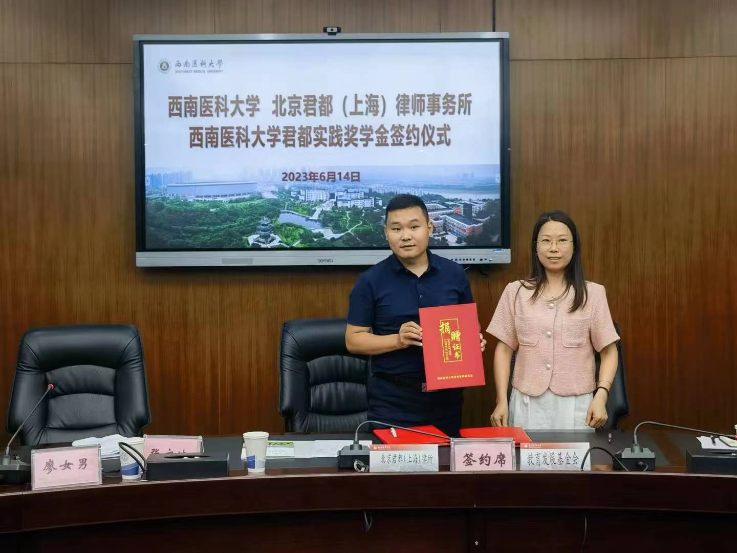 A731991358DC0A1281613062EA1_577FFD2A_20D4D.jpg A731991358DC0A1281613062EA1_577FFD2A_20D4D.jpg